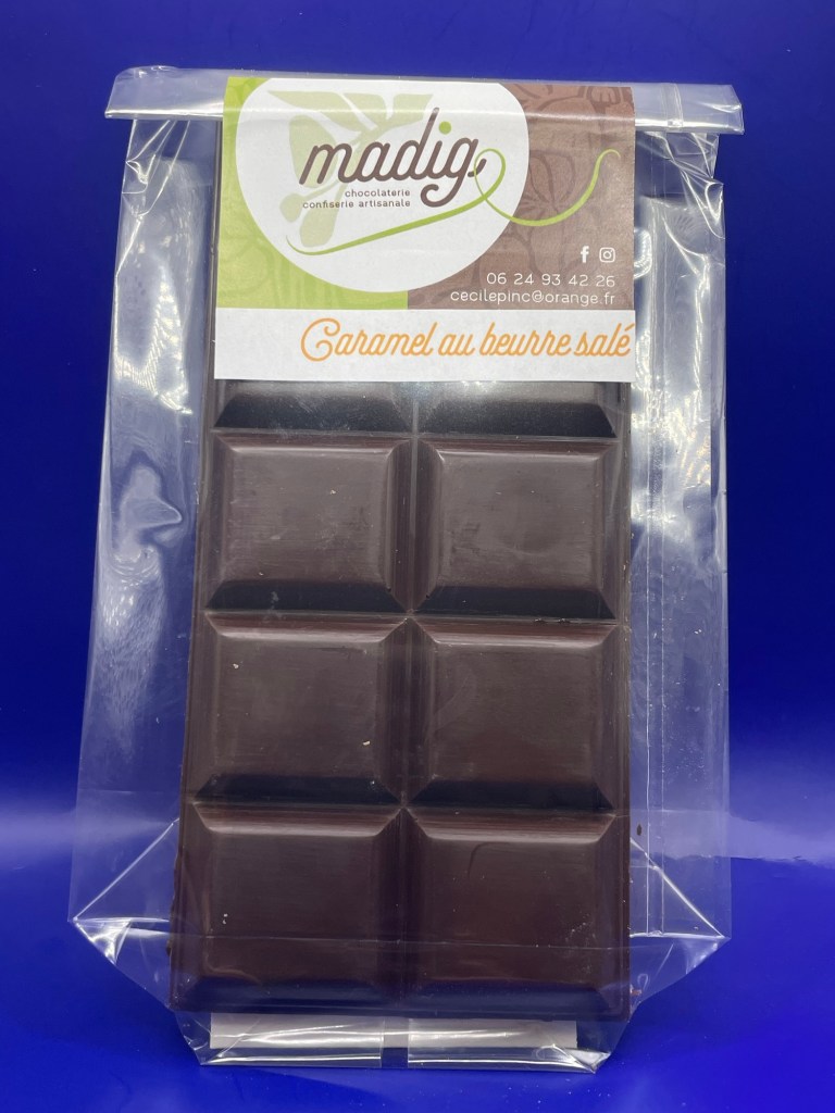 Tablette chocolat noir 70% fourrée au caramel beurre&nbsp;salé